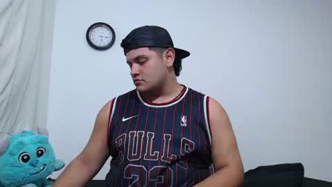 jason_boy_ online show from June 29, 10:15 am
