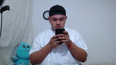 jason_boy_ online show from July 5, 5:14 am