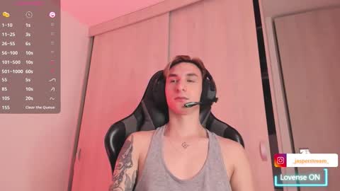 Snapshot of jasper__thompson chatting on October 16, 10:56 am jasper__thompson online show from October 16, 10:56 am