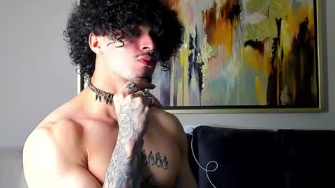 Lil Dark online show from February 4, 1:33 am