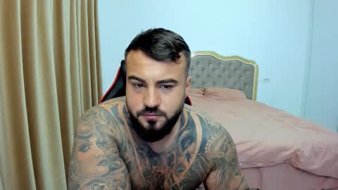 Snapshot of javicute4u chatting on October 21, 10:12 pm  Javi  online show from October 21, 10:12 pm