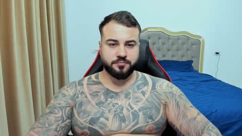 Snapshot of javicute4u chatting on December 27, 9:54 pm  Javi  online show from December 27, 9:54 pm