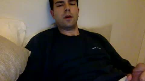 Snapshot of javierscm chatting on January 9, 12:03 am javierscm online show from January 9, 12:03 am