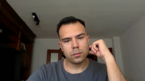 Snapshot of javierscm chatting on September 17, 10:27 am javierscm online show from September 17, 10:27 am