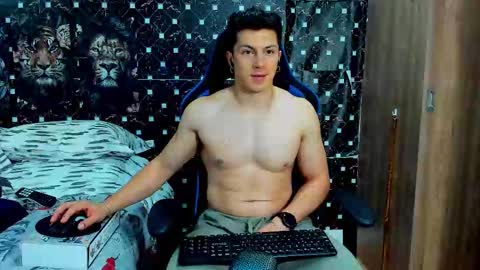 Javier online show from March 2, 5:08 am