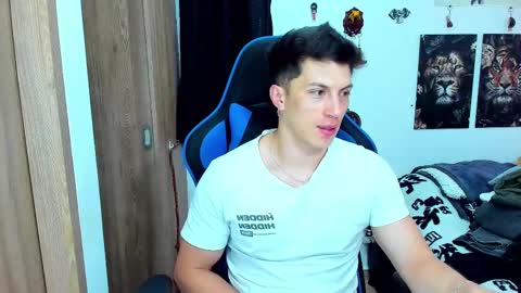 Javier online show from February 16, 10:21 pm