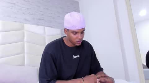 jax black online show from November 19, 7:03 pm