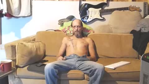 Snapshot of jay_short7863 chatting on December 21, 4:57 pm O F   jay short786 online show from December 21, 4:57 pm