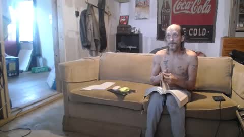 Snapshot of jay_short7863 chatting on February 25, 3:38 pm O F   jay short786 online show from February 25, 3:38 pm