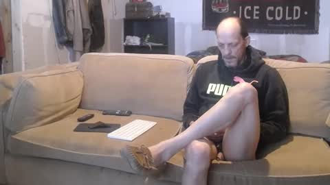 Snapshot of jay_short7863 chatting on March 10, 1:10 pm O F   jay short786 online show from March 10, 1:10 pm