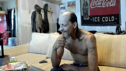 Snapshot of jay_short7863 chatting on October 25, 5:25 pm O F   jay short786 online show from October 25, 5:25 pm