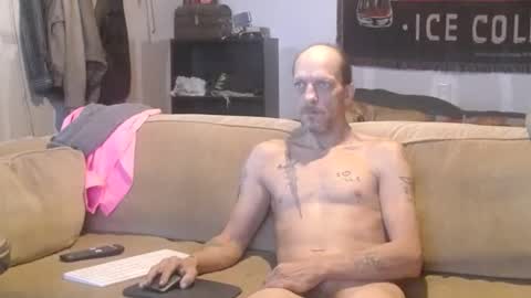 Snapshot of jay_short7863 chatting on March 8, 3:22 pm O F   jay short786 online show from March 8, 3:22 pm