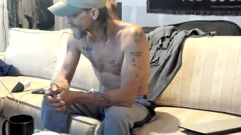 Snapshot of jay_short7863 chatting on October 6, 2:44 pm O F   jay short786 online show from October 6, 2:44 pm