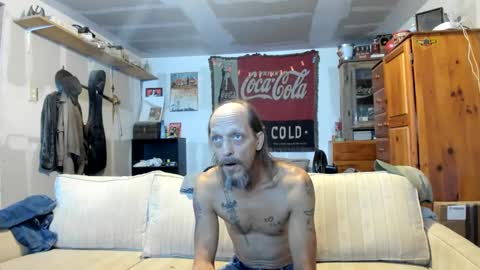 Snapshot of jay_short7863 chatting on October 14, 2:35 pm O F   jay short786 online show from October 14, 2:35 pm