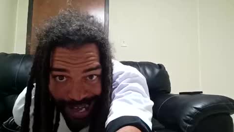 jaycjay123321 online show from January 15, 12:03 am