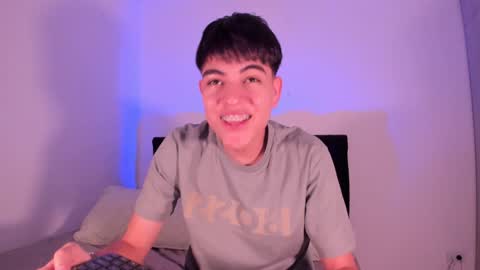 jaythomax online show from January 12, 3:17 am