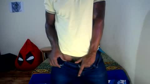 jboy_s online show from May 4, 3:19 am
