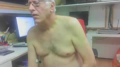 Daddy J online show from November 20, 7:02 pm