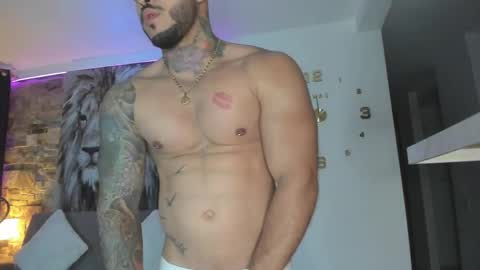 Jean  axelcrow       Modelo Independiente online show from November 19, 4:34 am