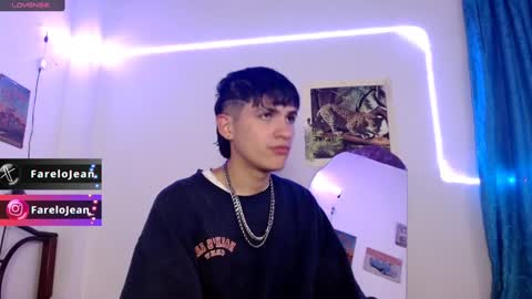 Snapshot of jeanfarelo chatting on January 13, 5:12 am Jean online show from January 13, 5:12 am