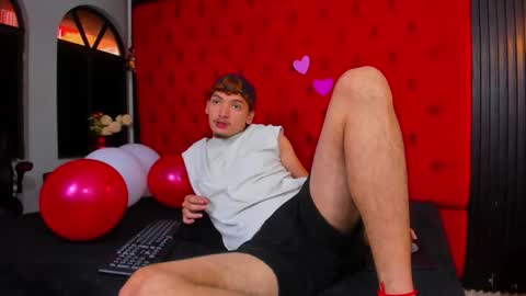 Juan Tompson online show from February 15, 1:52 pm