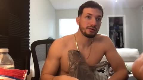 jeanwhitebianco online show from December 19, 10:07 pm