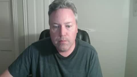 Snapshot of jeb5150 chatting on October 23, 3:10 am JE online show from October 23, 3:10 am