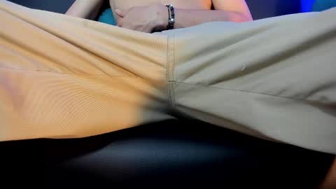 Snapshot of jefer_rick chatting on January 25, 1:43 am Jeff  online show from January 25, 1:43 am
