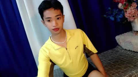 Snapshot of jel_oncamxx chatting on September 30, 11:47 am JELicious online show from September 30, 11:47 am