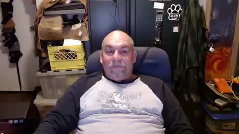 jellyzz online show from December 18, 3:15 am