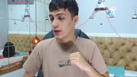 Snapshot of jeremias_1 chatting on December 22, 12:27 pm  JEREMIAS  online show from December 22, 12:27 pm