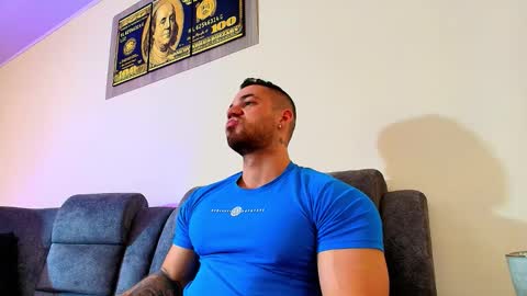 Jeremy Lowe online show from January 5, 7:39 pm