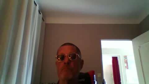 jerflor online show from October 14, 2:24 pm