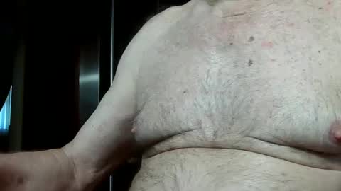 Snapshot of jerrynfla chatting on January 31, 1:45 pm jerrynfla online show from January 31, 1:45 pm