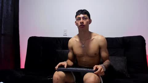 jey cox online show from November 15, 11:12 am