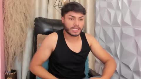 jey_mitchell online show from June 18, 8:36 pm