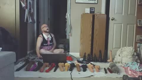 Nasty Cumslut online show from February 4, 3:11 am