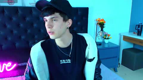 Jheampiero online show from March 21, 10:36 pm