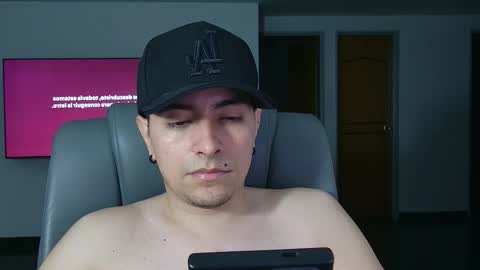 Jhoan Saenz online show from November 14, 4:26 am