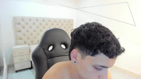 jhoanleandro online show from October 27, 5:54 am