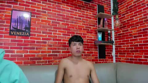 Jake y Troy online show from May 22, 11:32 pm