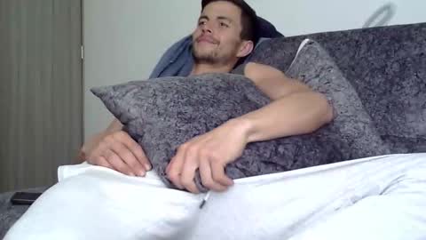   online show from February 28, 9:47 pm