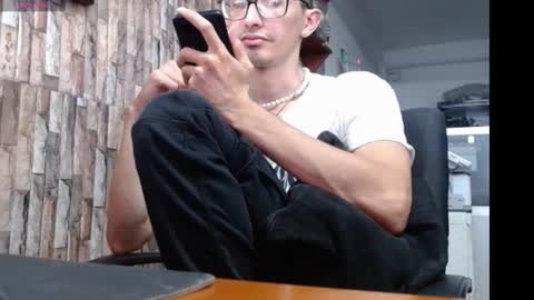 jhosuamoore2 online show from November 21, 9:14 pm