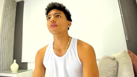 Jhoy online show from February 15, 1:41 pm