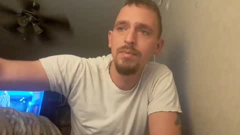 Snapshot of jimmiekeith chatting on January 21, 1:50 am Jimmie online show from January 21, 1:50 am