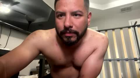 jjuarez5409 online show from March 8, 2:54 pm