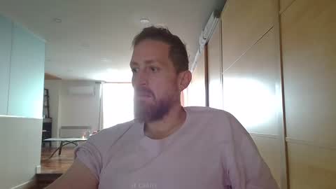 jmate13 online show from March 5, 1:06 pm