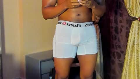 Snapshot of joan_saenz chatting on January 31, 1:01 am JOAN SAENZ online show from January 31, 1:01 am