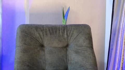 Snapshot of joan_saenz chatting on September 20, 12:43 am JOAN SAENZ online show from September 20, 12:43 am