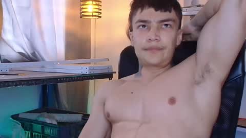 joeh_jonas online show from October 13, 3:18 pm